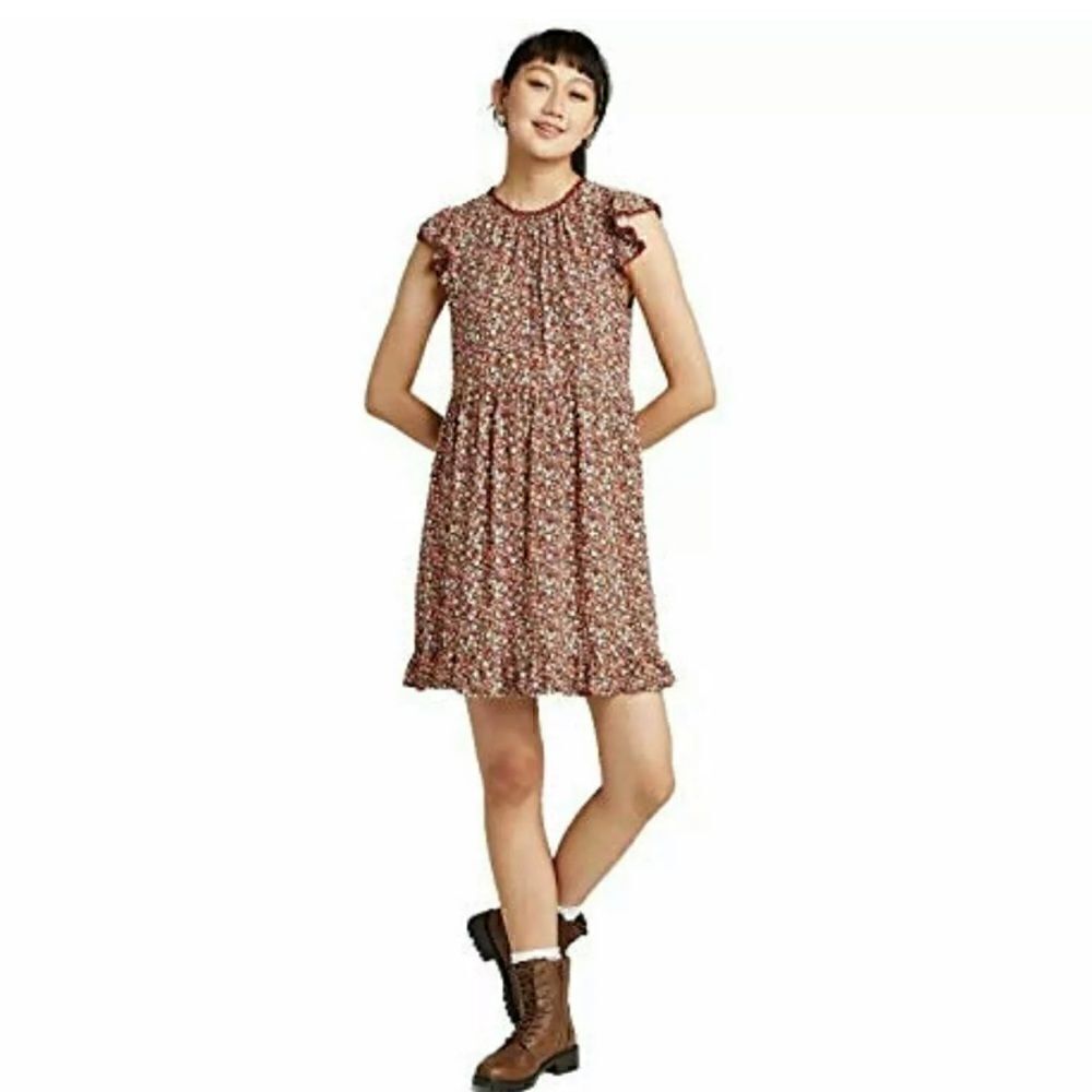 Women’s brown floral dress  